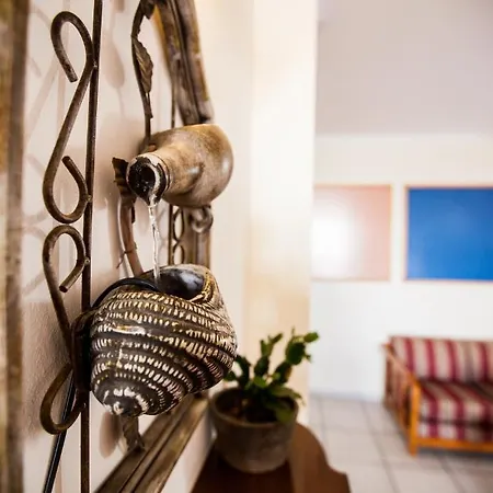 Golden Bay Lägenhetshotell Agios Prokopios (Naxos)