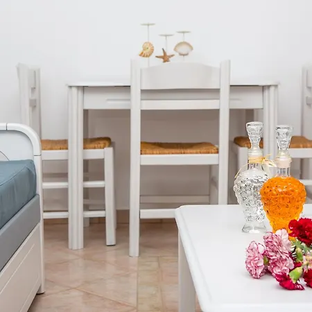 Golden Bay Aparthotel 3*