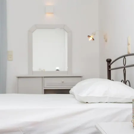 Golden Bay Lägenhetshotell Agios Prokopios (Naxos)