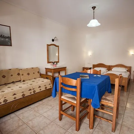 Golden Bay Aparthotel Agios Prokopios (Naxos)