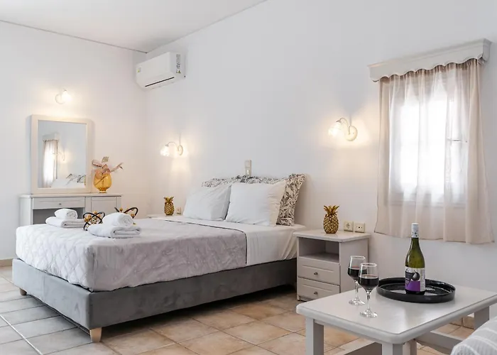 Apartahotel Golden Bay 3*