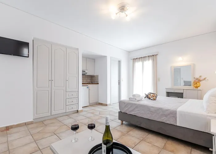 Apartahotel Golden Bay Agios Prokopios (Naxos)