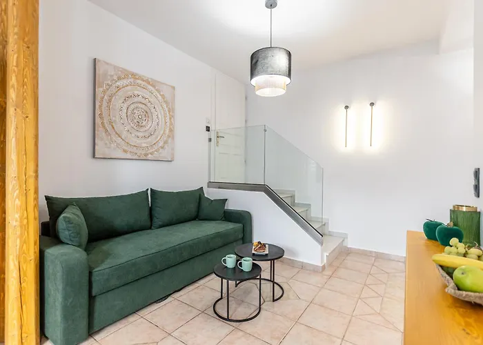 Apartahotel Golden Bay 3*