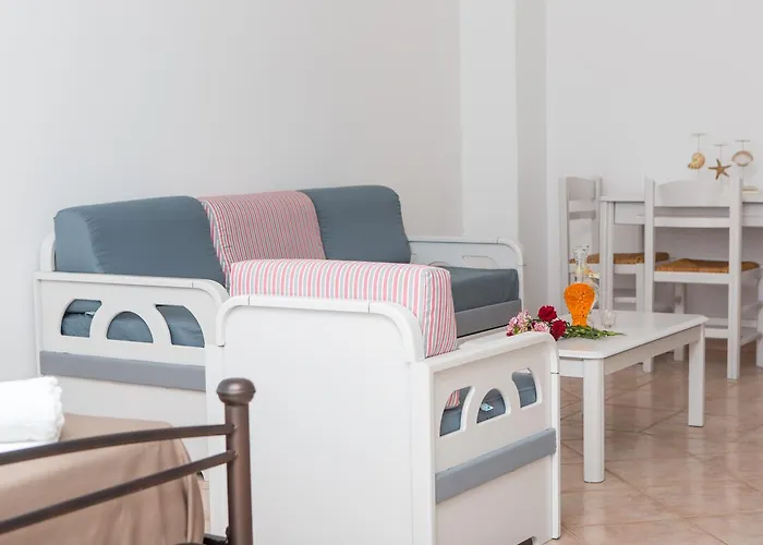 Golden Bay Apartahotel 3*