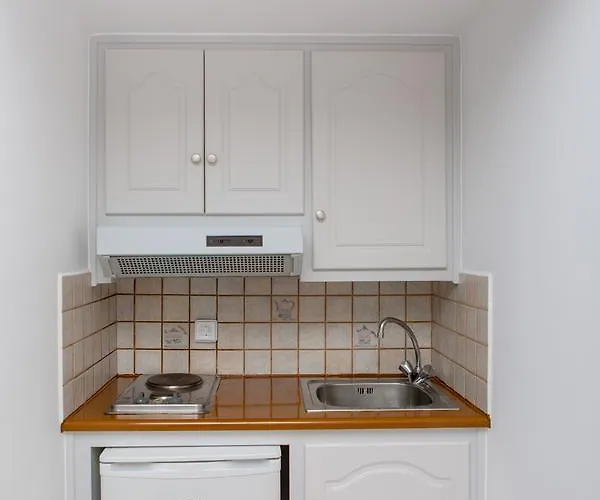 Golden Bay Apartahotel Agios Prokopios (Naxos)