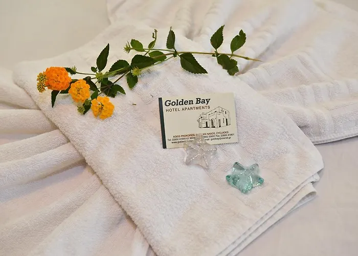 Golden Bay Apartahotel 3*